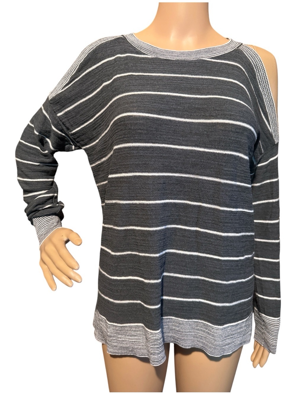 💰BOGO FREE Ann Taylor LOFT Cold Shoulder Top